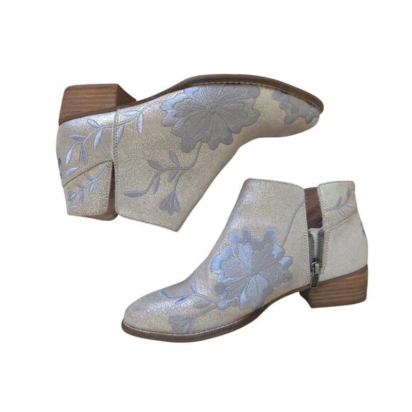 Seychelles Lantern Embroidered Booties in size 9 - Picture 3 of 6